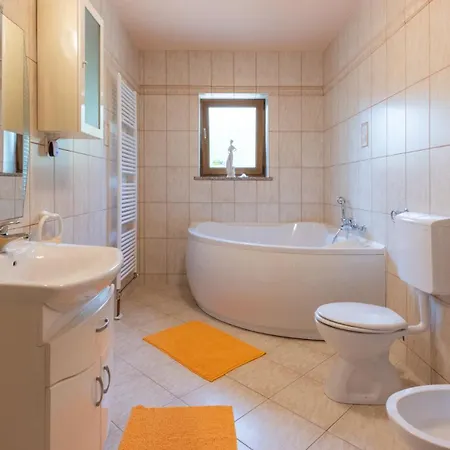 Kalac By Guide Apartment Malinska